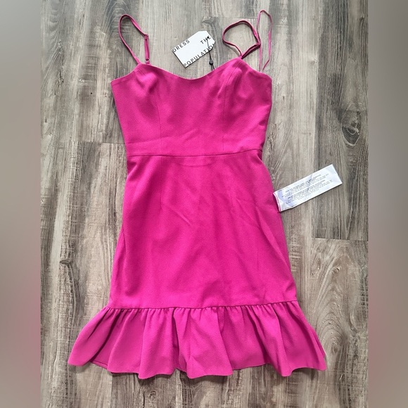 DRESS THE POPULATION Women Mira Mini Dress S Hibiscuss Pink Ruffled Hem NWT - Picture 2 of 5